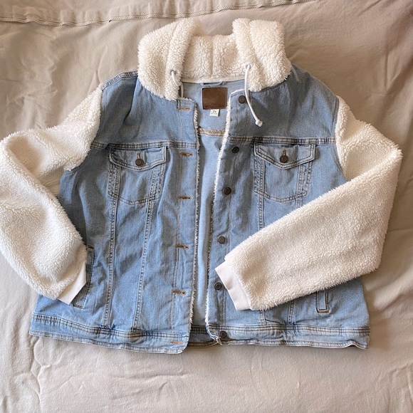 Maurices Jackets & Blazers - Woman’s Jean jacket with whit arms and hood